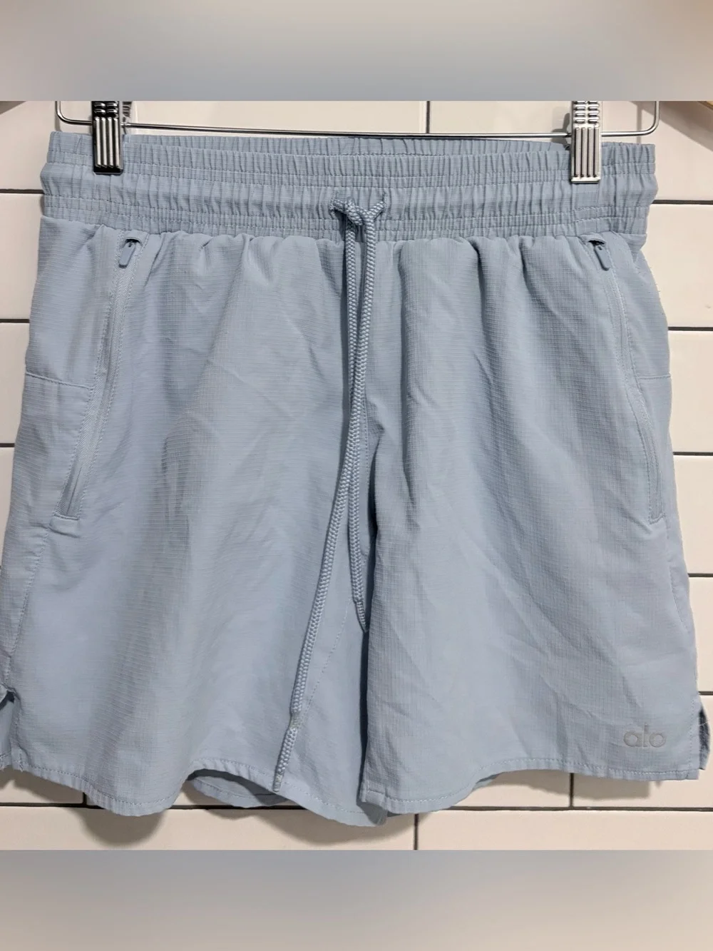 ALO Yoga Sky Blue Athletic Shorts M